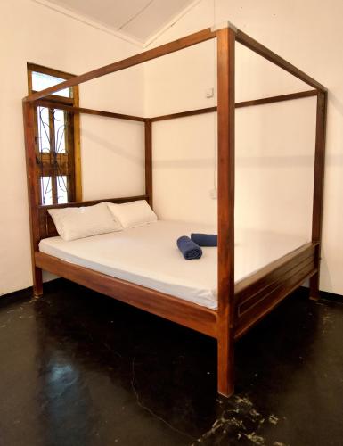 Wave Loom Hostel in Arugam Bay Wave Loom Hostel in Arugam Bay