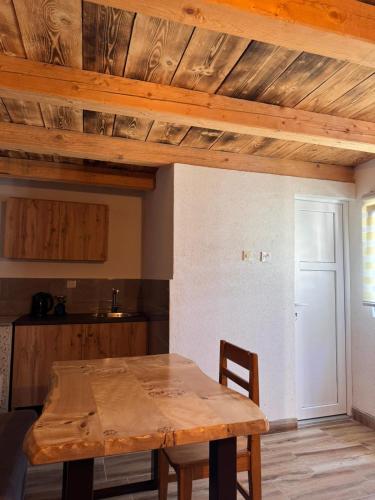 virtuve, Guest House Ethno Village Milogora in Nedajno virtuve, Guest House Ethno Village Milogora in Nedajno