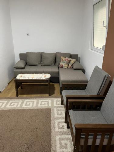 Ušuškana kućica "Gočka" (Ususkana kucica "Gocka") in Mataruška Banja Ušuškana kućica "Gočka" (Ususkana kucica "Gocka") in Mataruška Banja