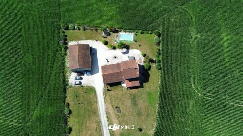 Gîte Chez Cheynaud (Gite Chez Cheynaud) in Montagrier Gîte Chez Cheynaud (Gite Chez Cheynaud) in Montagrier