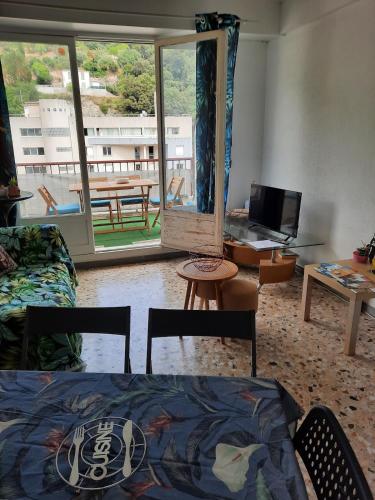 Appartement pres des plages a Nice in Ventabrun Appartement pres des plages a Nice in Ventabrun