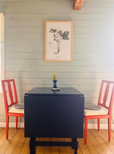 Hilltop fjord cottage in Stromstad Hilltop fjord cottage in Stromstad