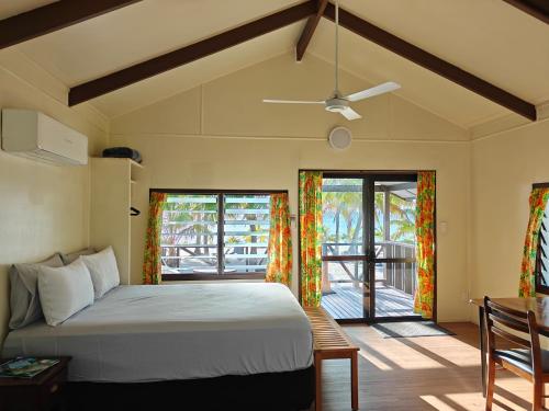 Sunset Bungalows in Aitutaki Sunset Bungalows in Aitutaki