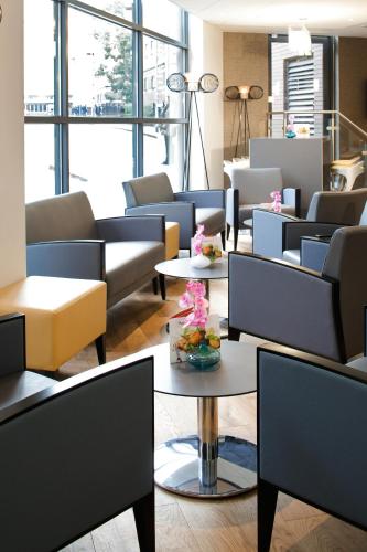 Lobby, ibis Manchester Centre Princess Street in Manchester Lobby, ibis Manchester Centre Princess Street in Manchester