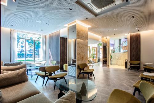 共用Lounge/電視區, 格蘭維亞酒店 (Hotel Gran Via) in 薩拉戈薩近中心 共用Lounge/電視區, 格蘭維亞酒店 (Hotel Gran Via) in 薩拉戈薩近中心
