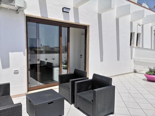 Balcony/terrace, B&B Scirocco e Tramontana in Gallipoli Balcony/terrace, B&B Scirocco e Tramontana in Gallipoli