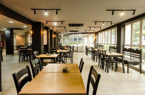 Restaurant, Ibis Joao Pessoa Praia in Joao Pessoa Restaurant, Ibis Joao Pessoa Praia in Joao Pessoa