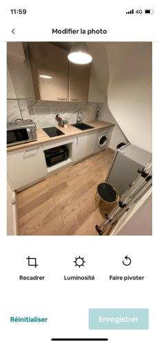 Parisian little house-studio in Montmartre Parisian little house-studio in Montmartre