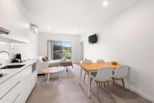 Modern 2 Bed Apartment - 6 Min walk to beach in Джервис-Бей Modern 2 Bed Apartment - 6 Min walk to beach in Джервис-Бей