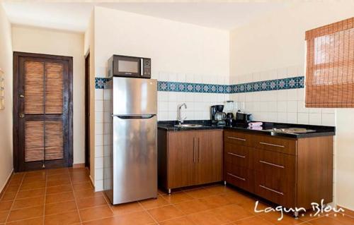 Oceanfront apartments 18 & 19 - Lagun Blou Resort, Curaçao (Oceanfront apartments 18 & 19 - Lagun Blou Resort, Curacao) in Лагун Oceanfront apartments 18 & 19 - Lagun Blou Resort, Curaçao (Oceanfront apartments 18 & 19 - Lagun Blou Resort, Curacao) in Лагун