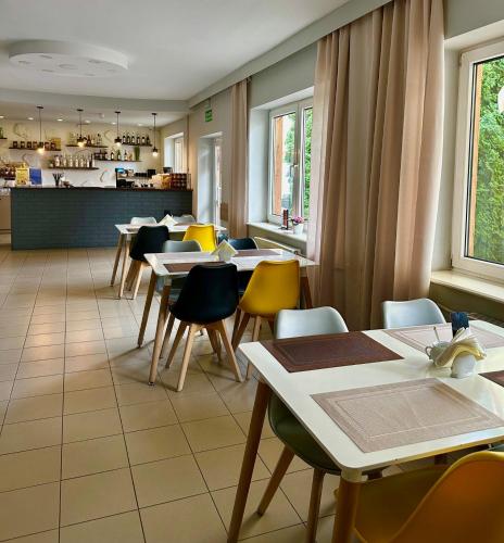 Zajazd KAMA KOWALSKI in Стшеґово Zajazd KAMA KOWALSKI in Стшеґово