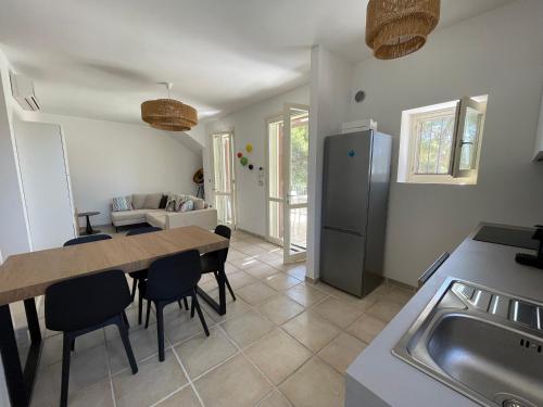 keuken, Pinetamare Azur - Panoramic Rooftop villa apartment Porto Selvaggio in Santa Caterina keuken, Pinetamare Azur - Panoramic Rooftop villa apartment Porto Selvaggio in Santa Caterina