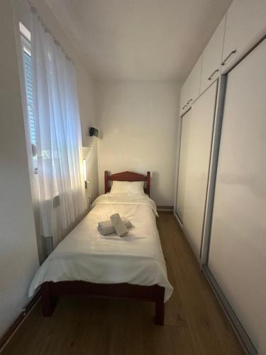 Apartmani Kostić Gračanica-Kosovo (Apartmani Kostic Gracanica-Kosovo) in Gračanica Apartmani Kostić Gračanica-Kosovo (Apartmani Kostic Gracanica-Kosovo) in Gračanica