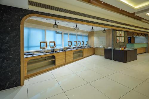 Royal Plaza Suites by RAK Rooms in Mangalore Royal Plaza Suites by RAK Rooms in Mangalore