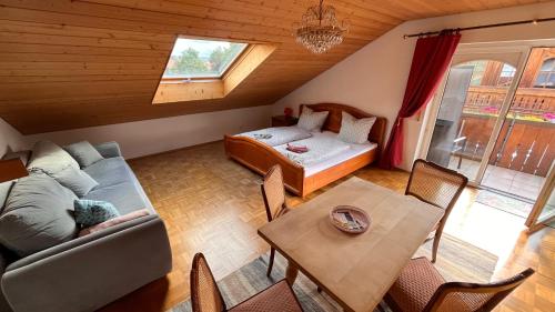 Villa am Goldbach in Bad Aibling Villa am Goldbach in Bad Aibling