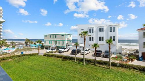 Cozy Coastal Getaway with Pool Access & Short 5-min Walk to Beach in Orange Beach (AL) Cozy Coastal Getaway with Pool Access & Short 5-min Walk to Beach in Orange Beach (AL)