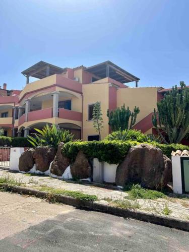Vista exterior, Incantevole attico trilocale vista mare strepitosa in Castelsardo Vista exterior, Incantevole attico trilocale vista mare strepitosa in Castelsardo