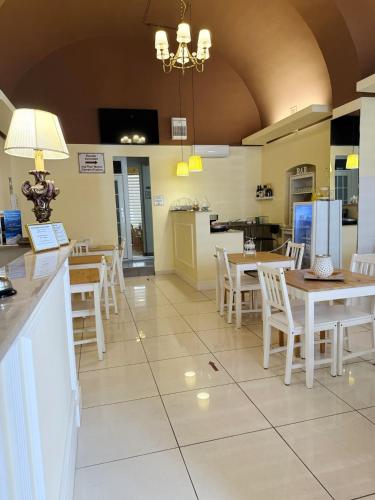 Ételek és italok, DONNA LUCREZIA b&b Boutique Hotel Style - relax & business stay in Bisceglie Ételek és italok, DONNA LUCREZIA b&b Boutique Hotel Style - relax & business stay in Bisceglie