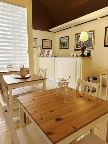 Előcsarnok, DONNA LUCREZIA b&b Boutique Hotel Style - relax & business stay in Bisceglie Előcsarnok, DONNA LUCREZIA b&b Boutique Hotel Style - relax & business stay in Bisceglie