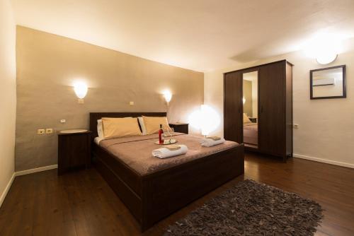 This photo about Xenios Zeus shared on HyHotel.com