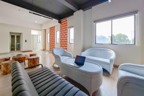 Sans Vibes D Nawasena Solo Baru in Grogol Sans Vibes D Nawasena Solo Baru in Grogol