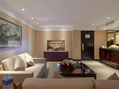 Bell Tower Hotel in Xian Bell Tower Hotel in Xian