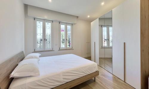 Nuovissimo Trilo vicino ai campi da tennis in Varazze Nuovissimo Trilo vicino ai campi da tennis in Varazze