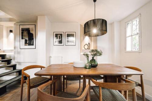 Kenzo - 3 chambres, terrasse et balcon a Montmartre (18 Arr.) in Montmartre Kenzo - 3 chambres, terrasse et balcon a Montmartre (18 Arr.) in Montmartre