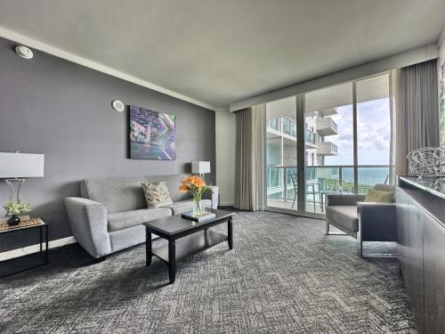 Hotel Arya, BW Premier Collection in Coconut Grove Hotel Arya, BW Premier Collection in Coconut Grove
