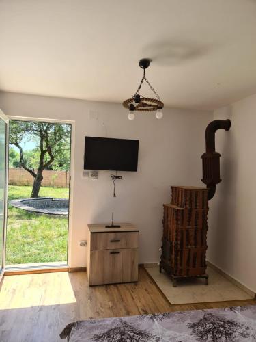 Garden Tiny House in Valea Mare Pravat Garden Tiny House in Valea Mare Pravat