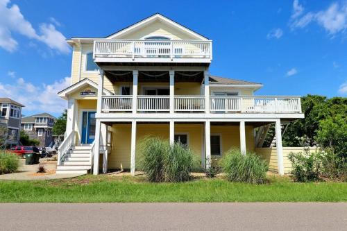 1675 - A Shore Thing in Corolla (NC) 1675 - A Shore Thing in Corolla (NC)