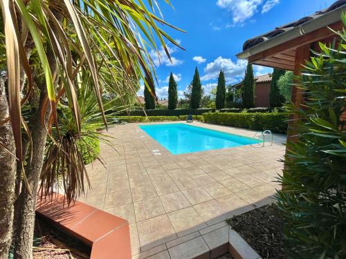 Garden, " Mas St Simon " Entree autonome - 4 pers - Wifi in Angely Garden, " Mas St Simon " Entree autonome - 4 pers - Wifi in Angely