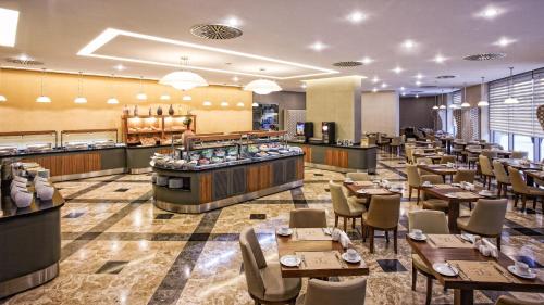 Eten en drinken, Istanbul Gonen Hotel in Bahcelievler Eten en drinken, Istanbul Gonen Hotel in Bahcelievler