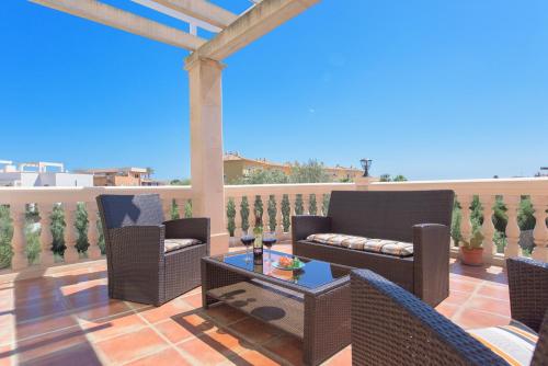 This photo about Alicia shared on HyHotel.com