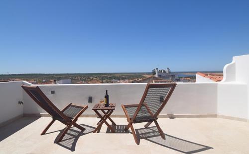 شرفة/ تراس, Vista do Alentejo Rooftop at House near the lake in توراو شرفة/ تراس, Vista do Alentejo Rooftop at House near the lake in توراو