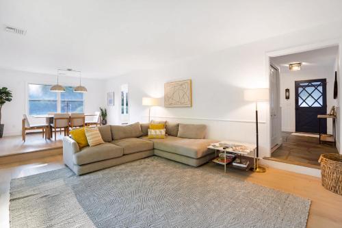 Respite Ranch: Private Pool, Hot Tub, Beach Access in Cutchogue Respite Ranch: Private Pool, Hot Tub, Beach Access in Cutchogue