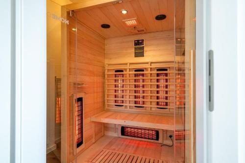 DeichRelax, Neubau im Erdgeschoss mit Garten und Infrarotkabine! in Norden DeichRelax, Neubau im Erdgeschoss mit Garten und Infrarotkabine! in Norden