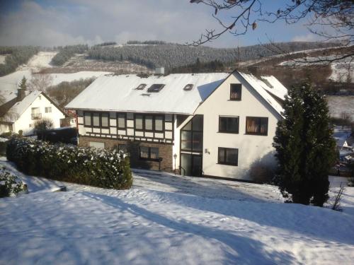 Kert, Gasthof Westfeld in Schmallenberg Kert, Gasthof Westfeld in Schmallenberg