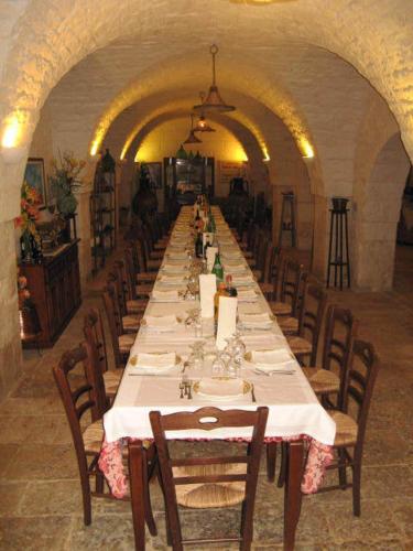 Banquet hall, Masseria Asciano in Ostuni Banquet hall, Masseria Asciano in Ostuni