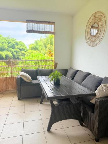 Le Cocon de Convenance in Petit-Bourg Le Cocon de Convenance in Petit-Bourg