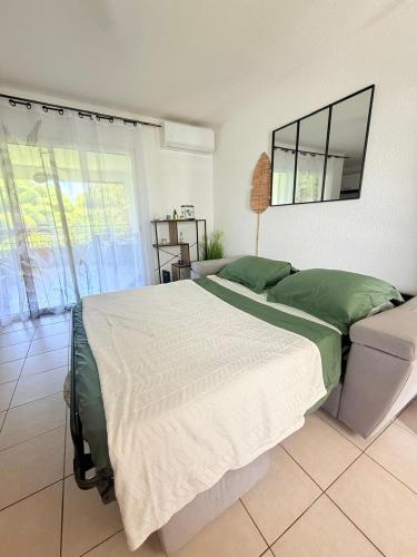 Le Cocon de Convenance in Petit-Bourg Le Cocon de Convenance in Petit-Bourg