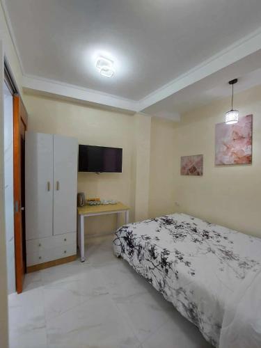 Compostela Guest Room #2 Terrace, Rooftop, Netflix, WiFi in Compostela Compostela Guest Room #2 Terrace, Rooftop, Netflix, WiFi in Compostela