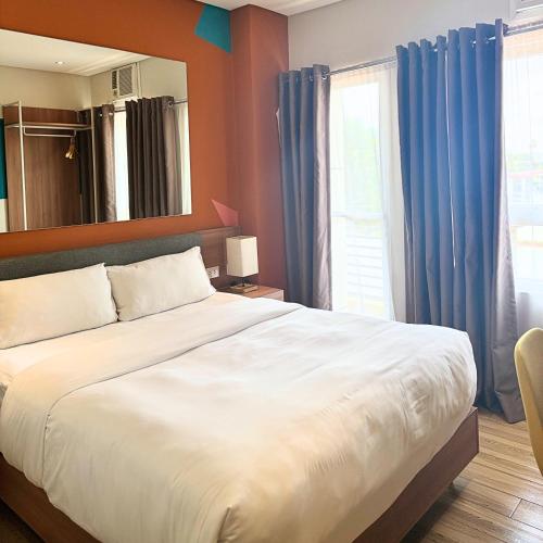Luxebridge Hotel in Ma-a Luxebridge Hotel in Ma-a
