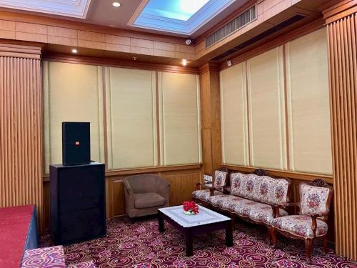 The Rich Hotel near Wat Chotikaram The Rich Hotel near Wat Chotikaram