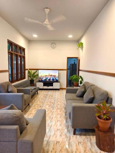 Mirusmaa Inn in Meemu Atoll Mirusmaa Inn in Meemu Atoll