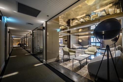 Lobby, Golden Crown Haifa Hotel in Carmel Lobby, Golden Crown Haifa Hotel in Carmel