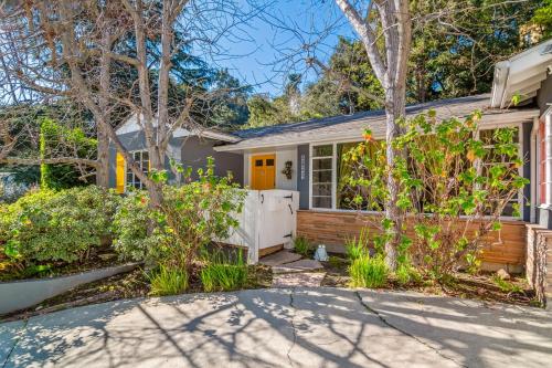 ทัศนียภาพภายนอกโรงแรม, LA Style Retreat near Hollywood Sign & Star Alley near เลคฮอลลีวูดพาร์ค ทัศนียภาพภายนอกโรงแรม, LA Style Retreat near Hollywood Sign & Star Alley near เลคฮอลลีวูดพาร์ค