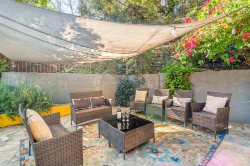 สวน, LA Style Retreat near Hollywood Sign & Star Alley near เลคฮอลลีวูดพาร์ค สวน, LA Style Retreat near Hollywood Sign & Star Alley near เลคฮอลลีวูดพาร์ค