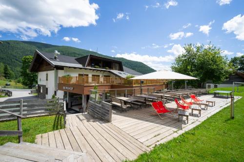 Exterior view, Schi- und Wanderhotel Berghof in Sankt Oswald Exterior view, Schi- und Wanderhotel Berghof in Sankt Oswald