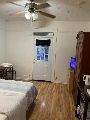 Private Room #1 on Taylor in مركز مدينة فونيكس Private Room #1 on Taylor in مركز مدينة فونيكس